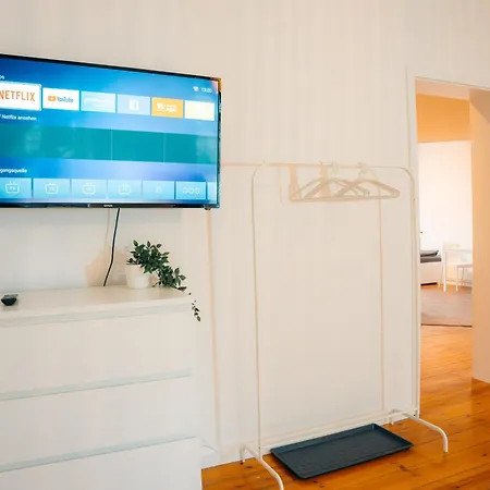 Modern - Wlan - Smart-tv - Kitchen - For Workers