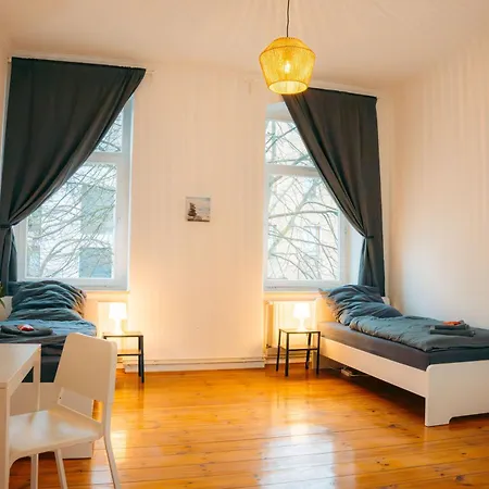 Modern - Wlan - Smart-tv - Kitchen - For Workers Apartment